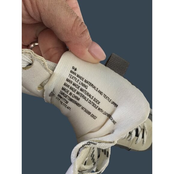 Vintage Gray & White Lace-Up Sneakers with Gum Sole size 9.5 - Picture 9 of 9